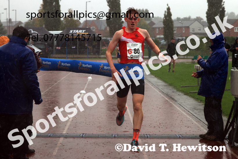 Senior Mens 6 Stage 2025 Northern Athletics Autumn Road Relays, Leigh, Lancashire. Photo: David T. Hewitson/Sports for All Pics